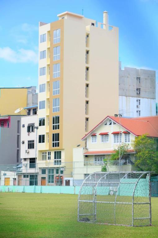 The Grand View Hotel Male Bagian luar foto