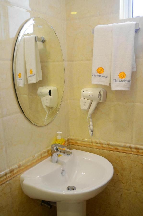 The Grand View Hotel Male Bagian luar foto