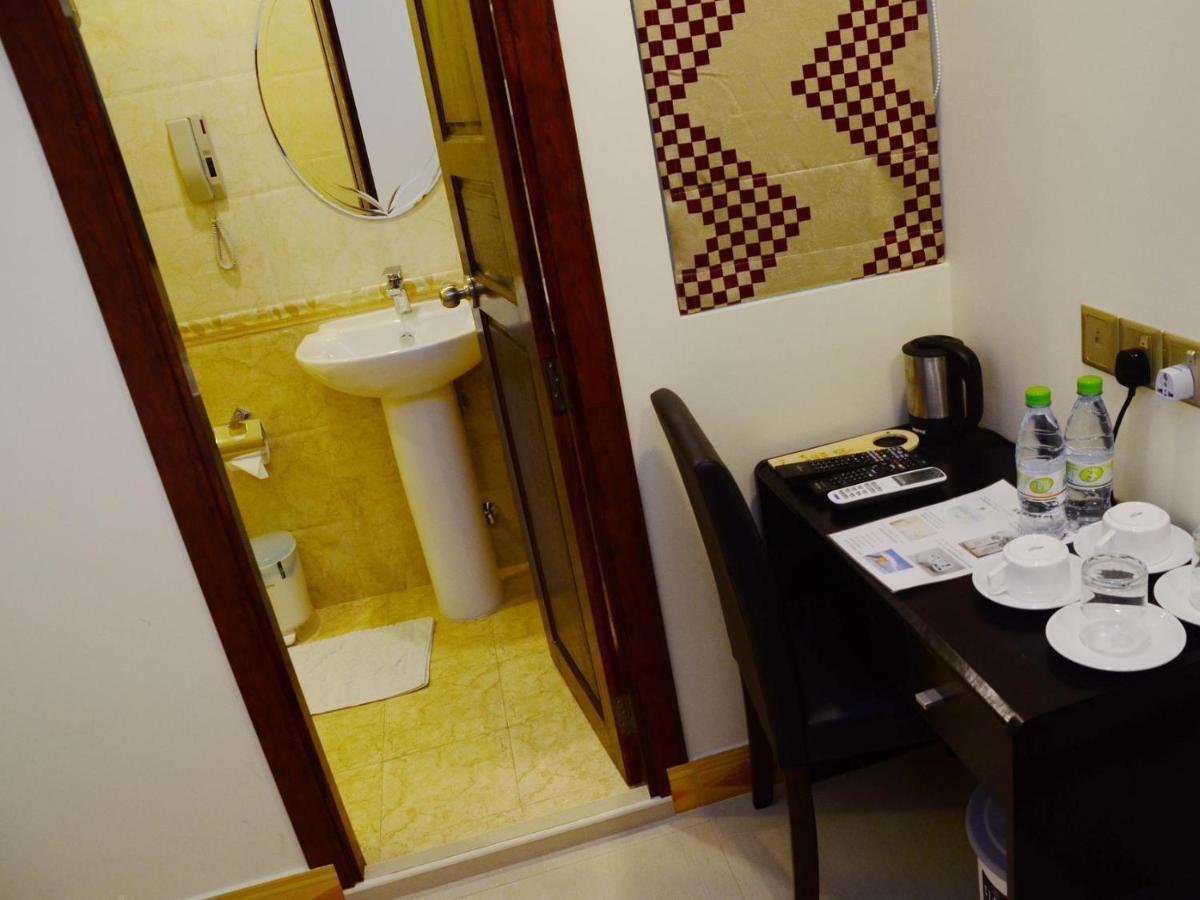 The Grand View Hotel Male Bagian luar foto