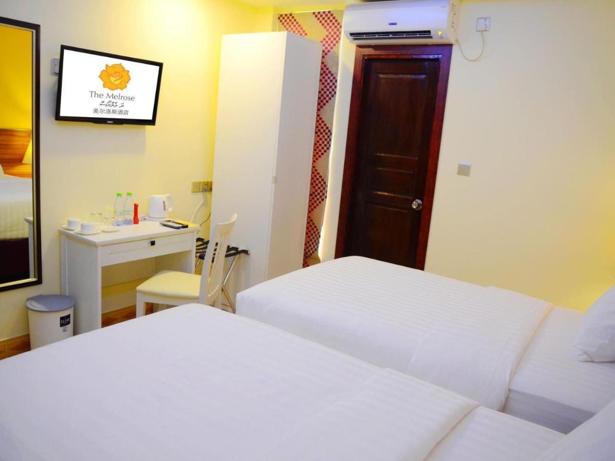 The Grand View Hotel Male Bagian luar foto