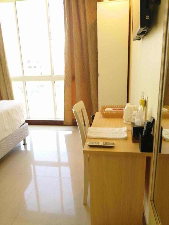The Grand View Hotel Male Bagian luar foto