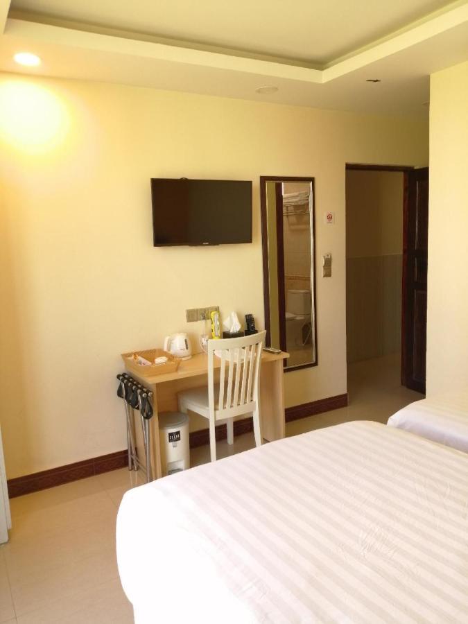 The Grand View Hotel Male Bagian luar foto